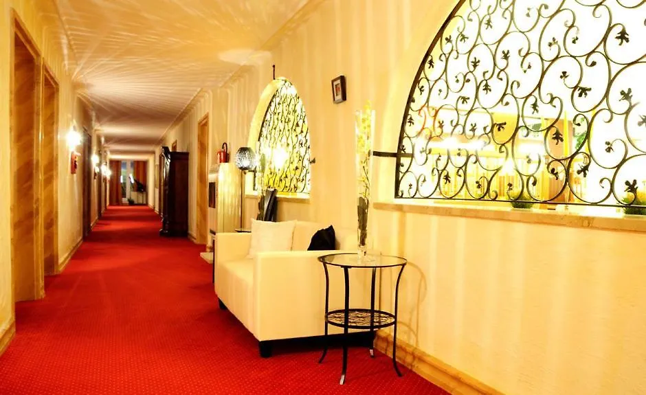 Hotel Dillinger Hof Dillingen an der Donau 3*,